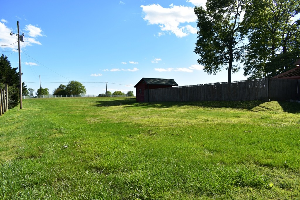1793 Old Blue Springs Road Smithville, TN 37166 - Photo 17 of 22 Gallery Image 17