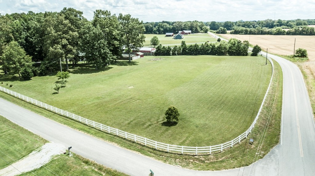 1793 Old Blue Springs Road Smithville, TN 37166 - Photo 19 of 22 Gallery Image 19