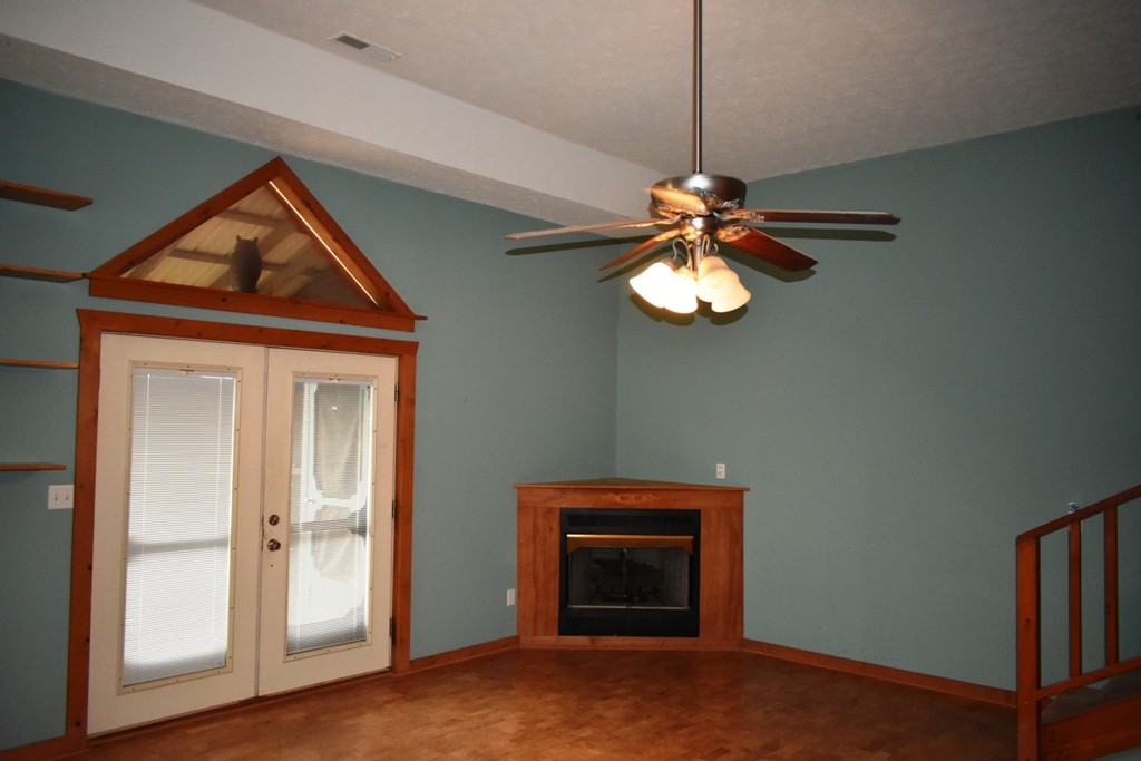 1793 Old Blue Springs Road Smithville, TN 37166 - Photo 6 of 22 Gallery Image 6