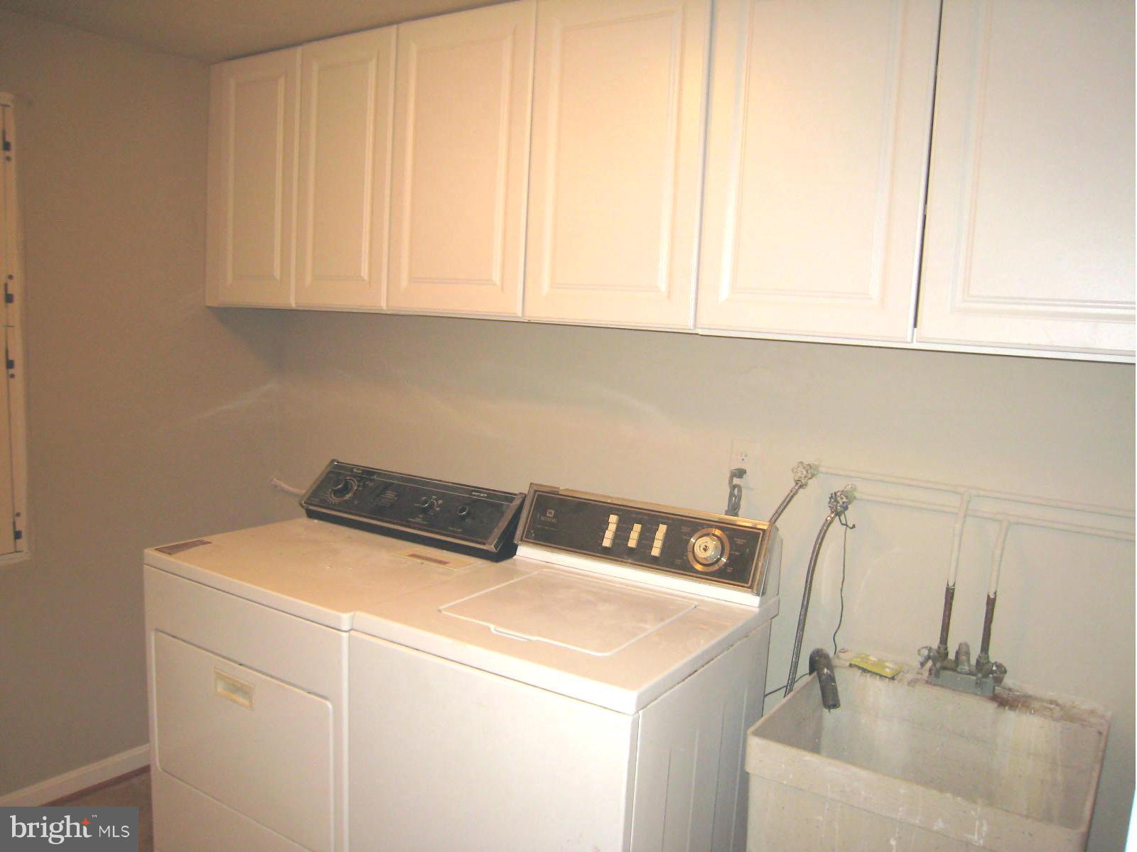 12310 Old Canal Road Potomac, MD 20854 - Photo 11 of 13 Interior (General)