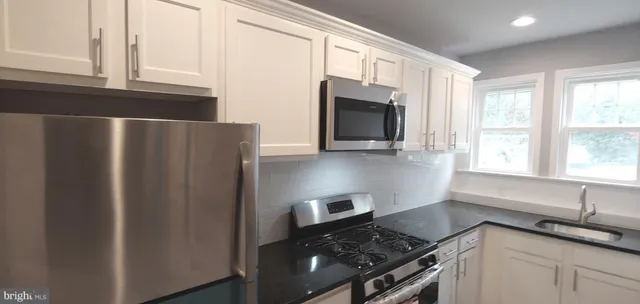 $1,595 | 401 Montgomery Street, Unit 1, Laurel, MD 20707