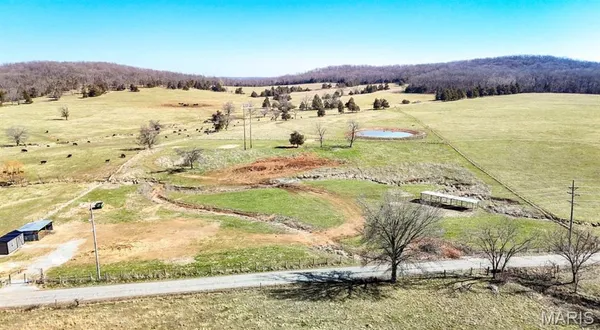 $178,000 | 2073 Old Fredericktown Road, Farmington, MO 63640