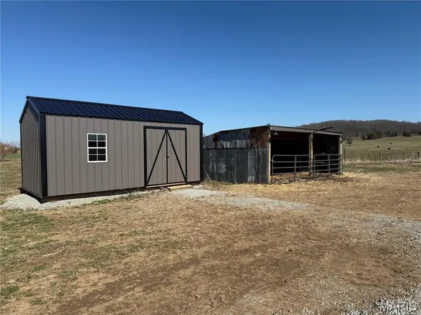 $178,000 | 2073 Old Fredericktown Road, Farmington, MO 63640