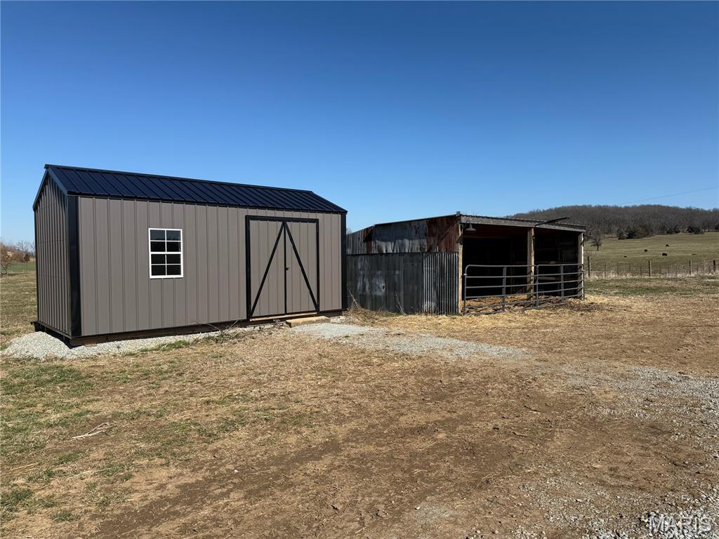 2073 Old Fredericktown Road Farmington, MO 63640 - Photo 25 of 34