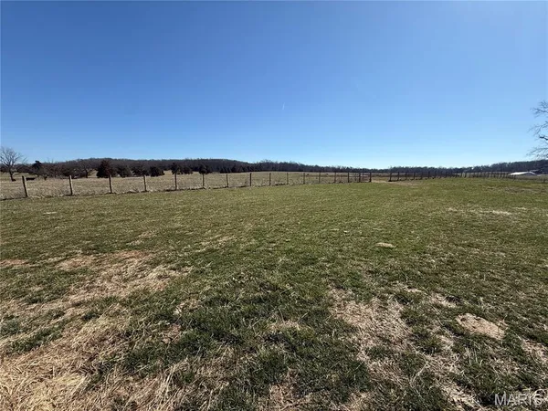 $178,000 | 2073 Old Fredericktown Road, Farmington, MO 63640