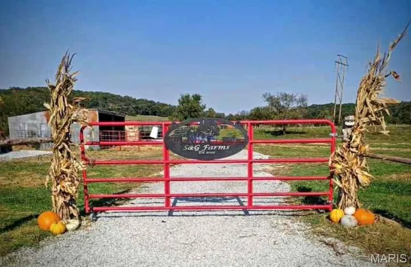 $178,000 | 2073 Old Fredericktown Road, Farmington, MO 63640