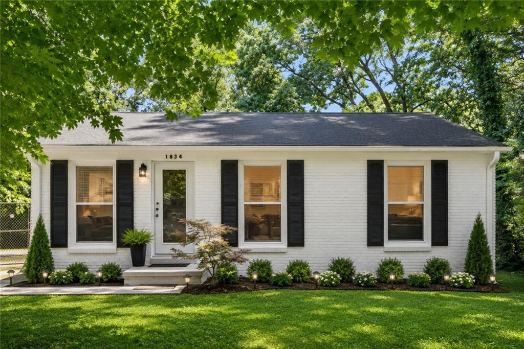 1834 Giben Road Southwest Atlanta, GA 30315 - Photo 2 of 19