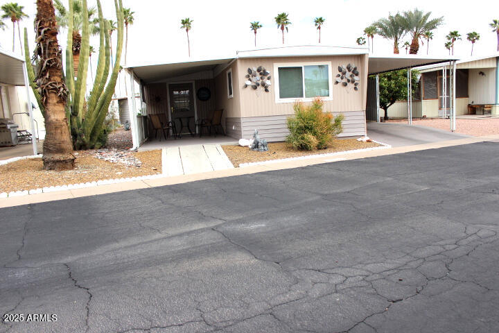 303 South Recker Road, Unit 89 Mesa, AZ 85206 - Photo 7 of 31 IMG_4709