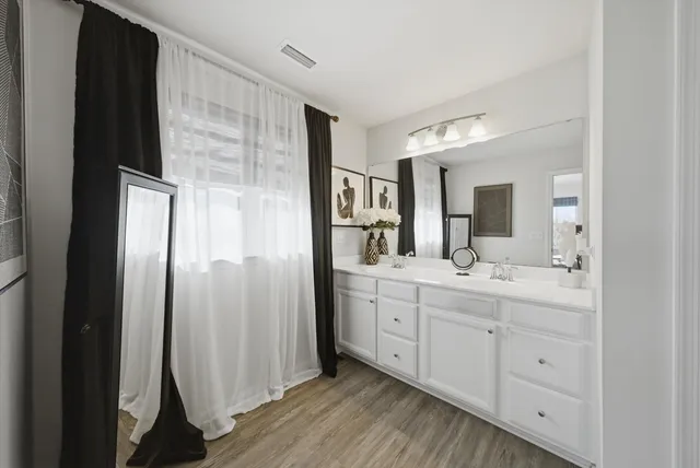 $469,900 | 2626 Cielo Court, Montgomery, IL 60538