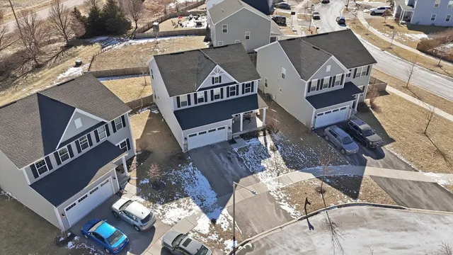 $469,900 | 2626 Cielo Court, Montgomery, IL 60538