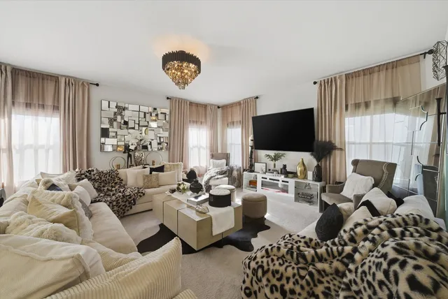 $469,900 | 2626 Cielo Court, Montgomery, IL 60538