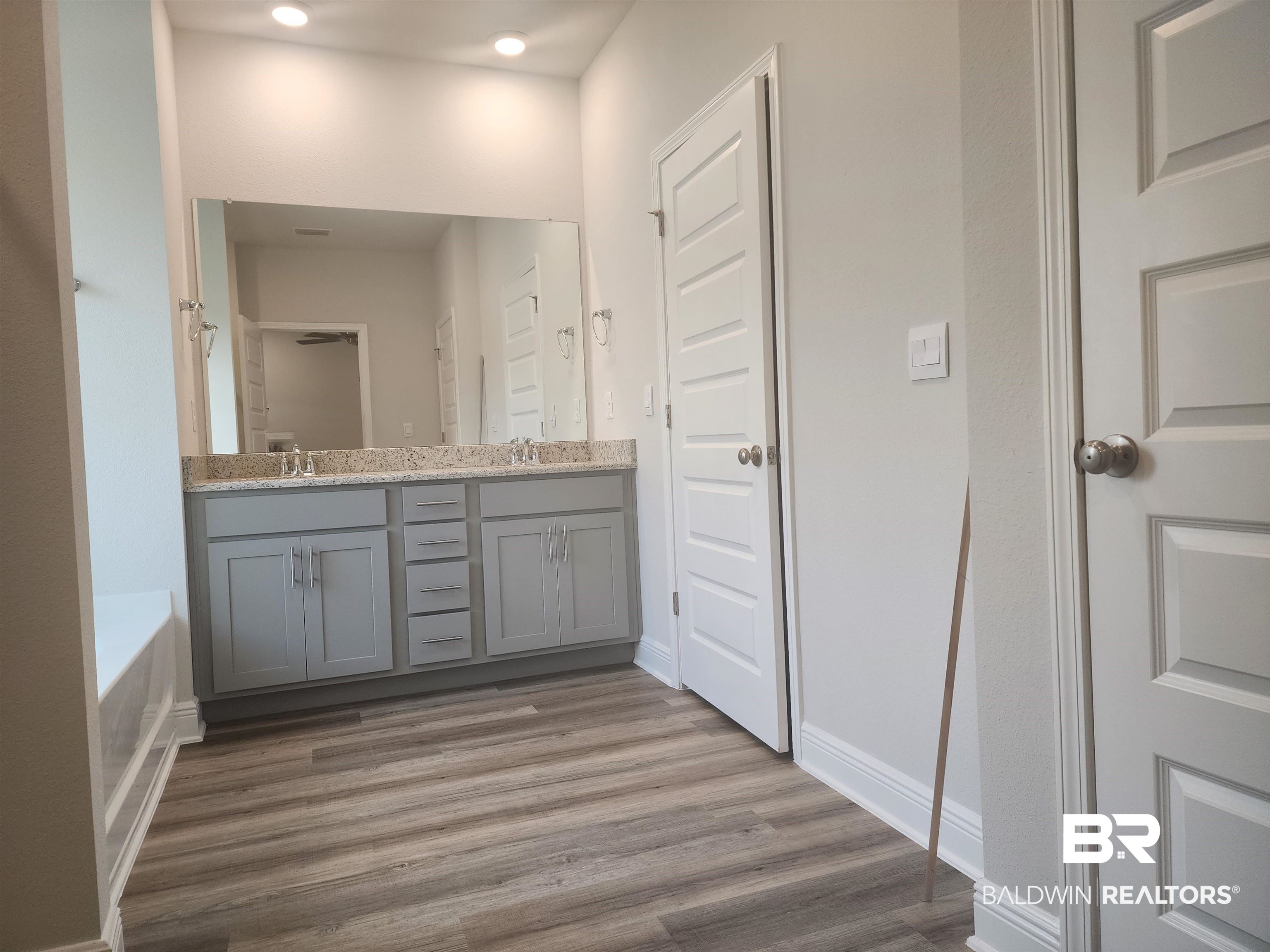 23234 Lieutenant Avenue Foley, AL 36535 - Photo 4 of 11