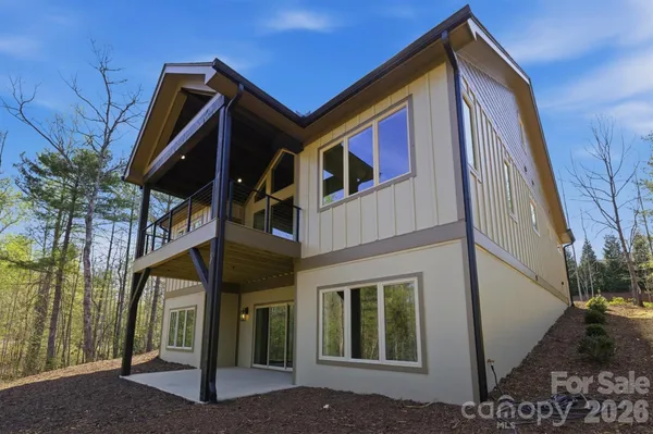 $995,000 | 173 Waters Edge Drive, Nebo, NC 28761