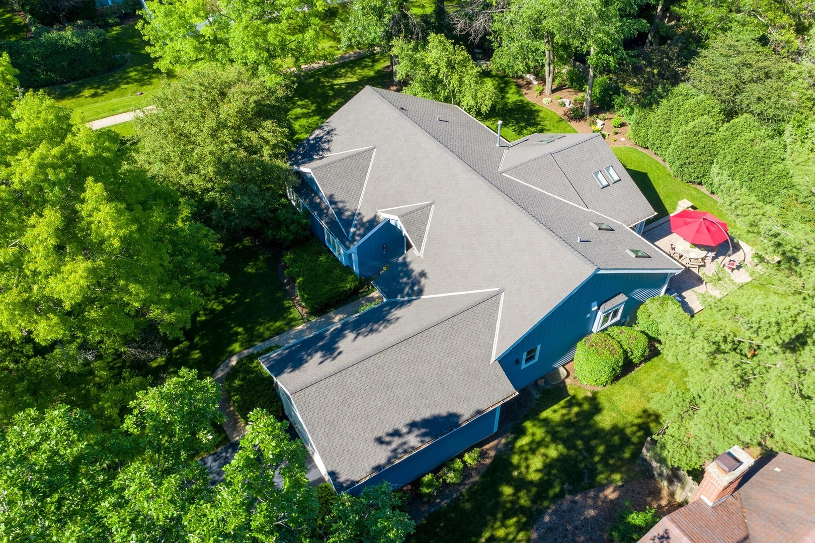 1117 Old Colony Road Lake Forest, IL 60045 - Photo 45 of 45 an aerial view of house with yard