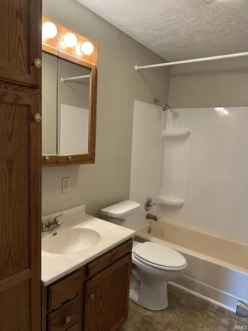 $129,875 | 1000 Brentwood Drive, Kokomo, IN 46901