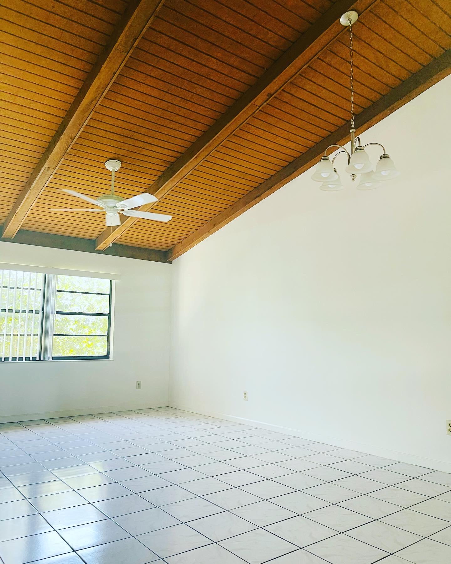 3293 Kirk Road, Unit 6 Lake Worth, FL 33461 - Photo 13 of 15 216F6451-F10D-4EE0-9879-C8B00816E4D3