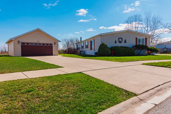 $119,500 | 275 Tulip Circle, Matteson, IL 60443