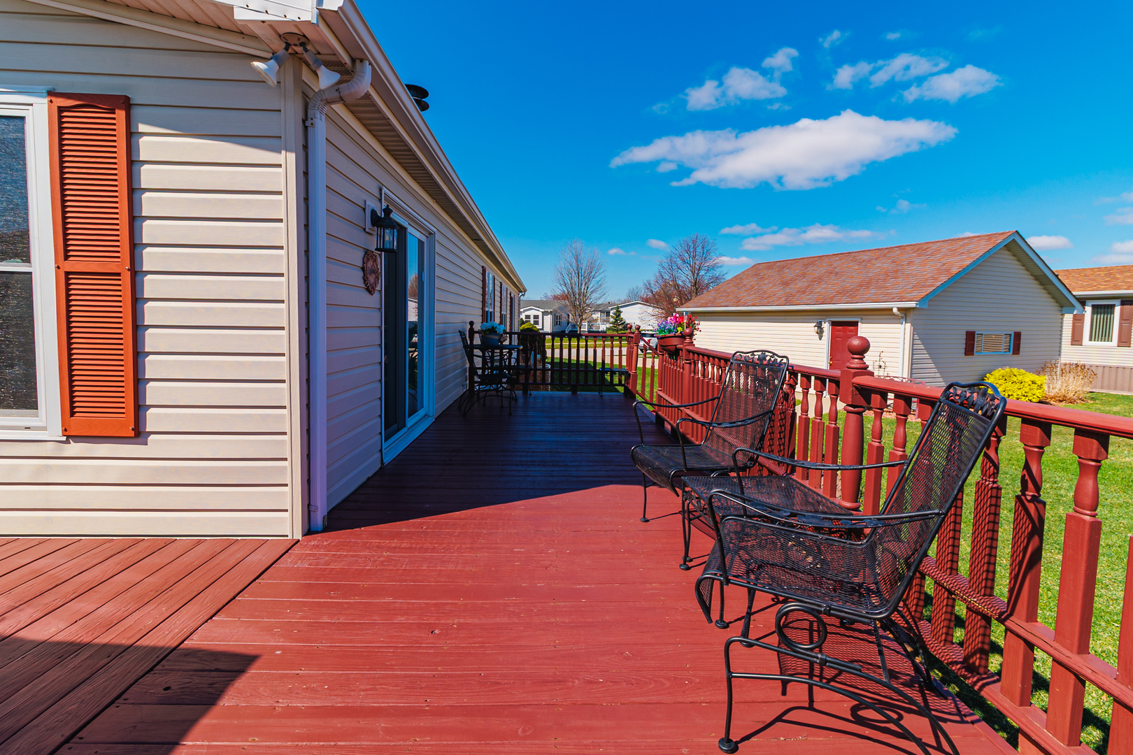 275 Tulip Circle Matteson, IL 60443 - Photo 34 of 44 a balcony with seating space