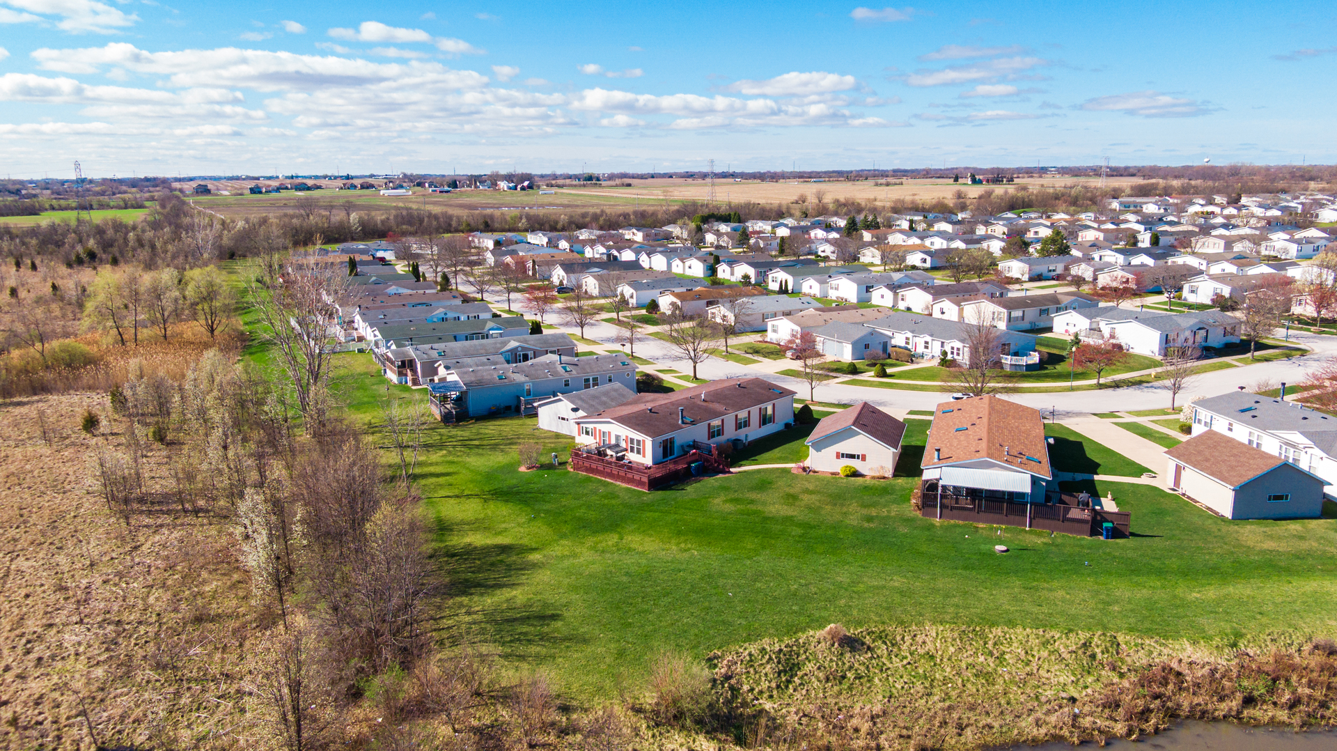 275 Tulip Circle Matteson, IL 60443 - Photo 39 of 44 a view of a city