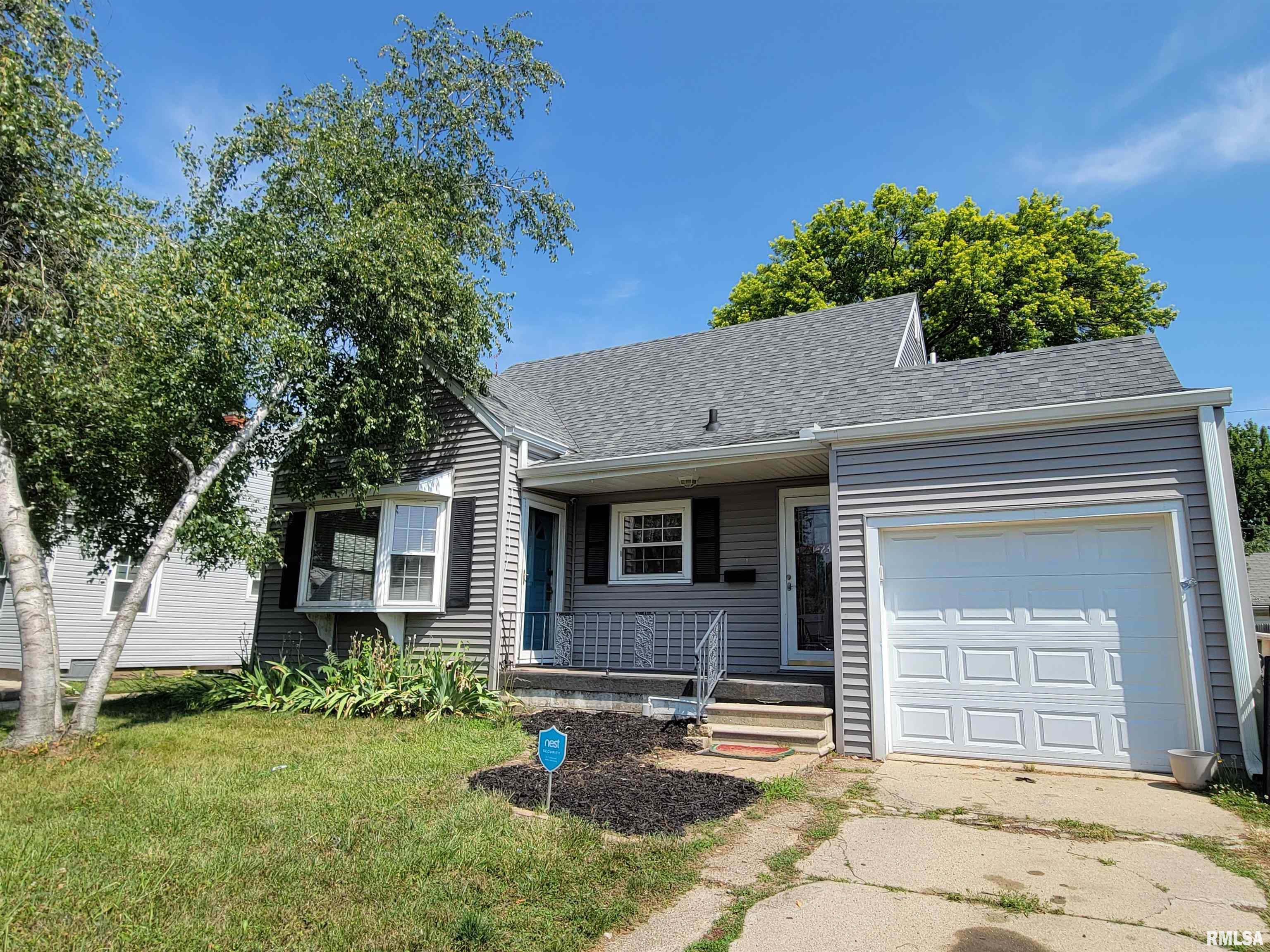 1423 West Circle Road Peoria, IL 61604 - Photo 1 of 32 Gallery Image 1