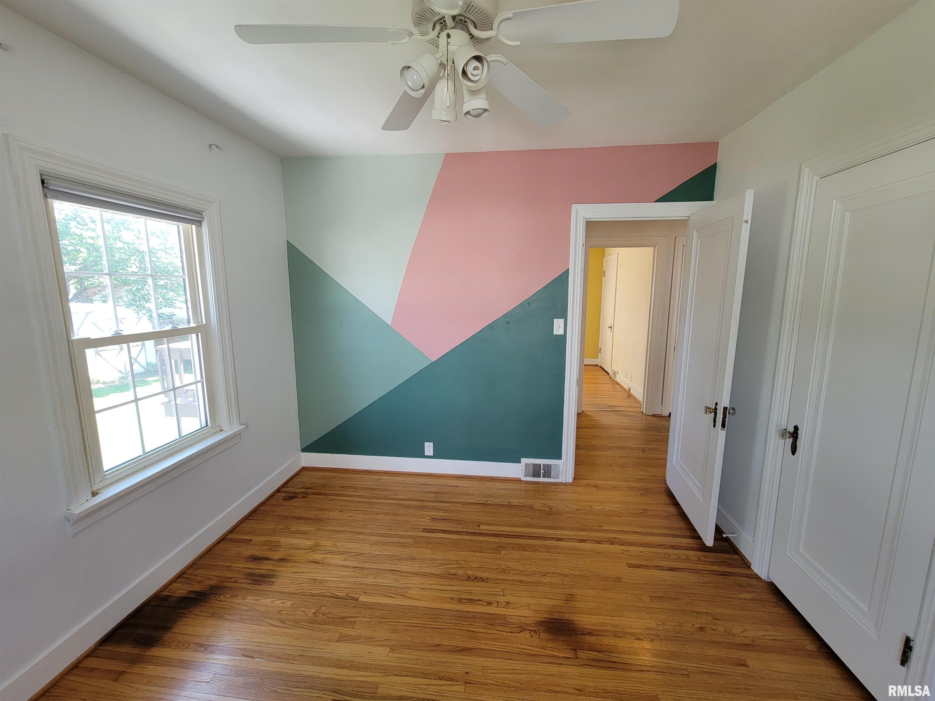 1423 West Circle Road Peoria, IL 61604 - Photo 15 of 32 Gallery Image 15