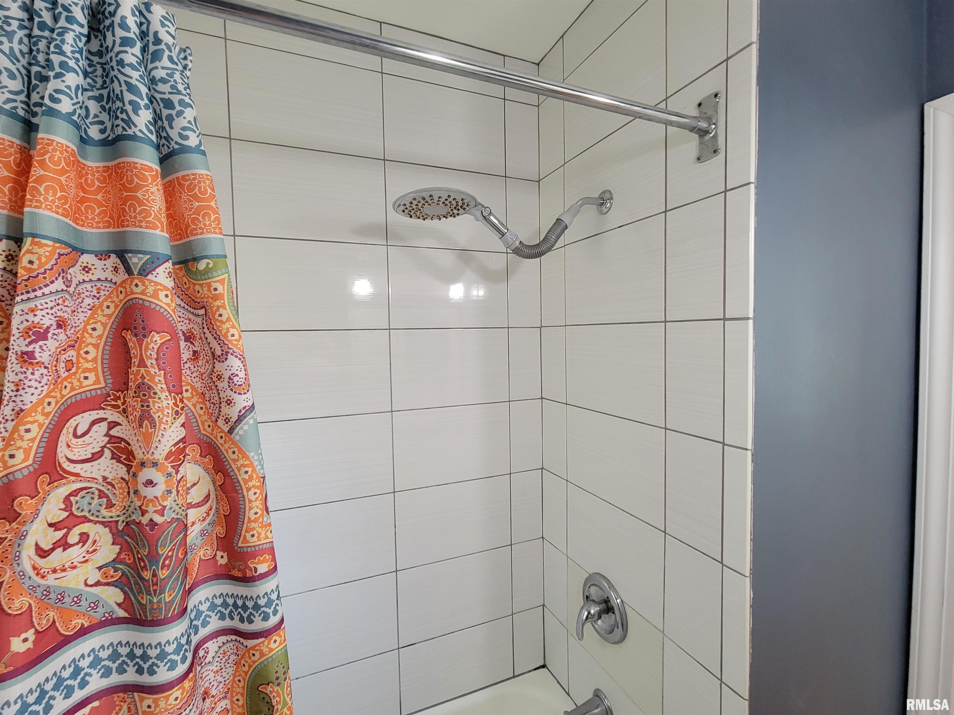 1423 West Circle Road Peoria, IL 61604 - Photo 23 of 32 Gallery Image 23