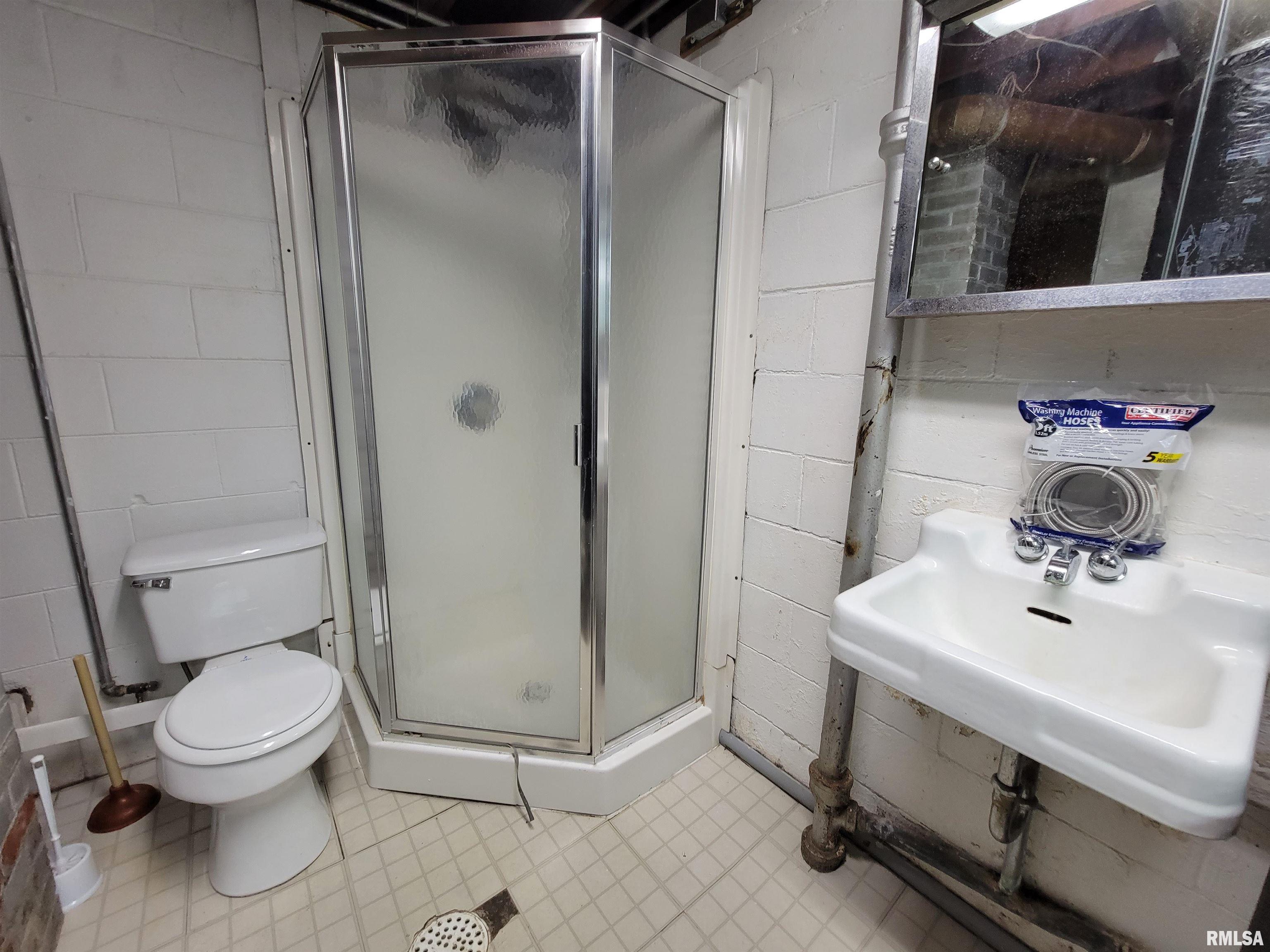 1423 West Circle Road Peoria, IL 61604 - Photo 29 of 32 Gallery Image 29