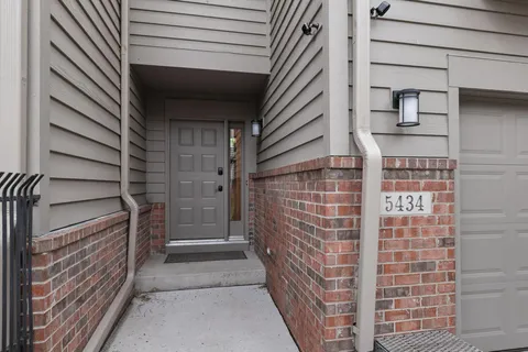 $450,000 | 5434 Rowland Park Road, Minnetonka, MN 55343