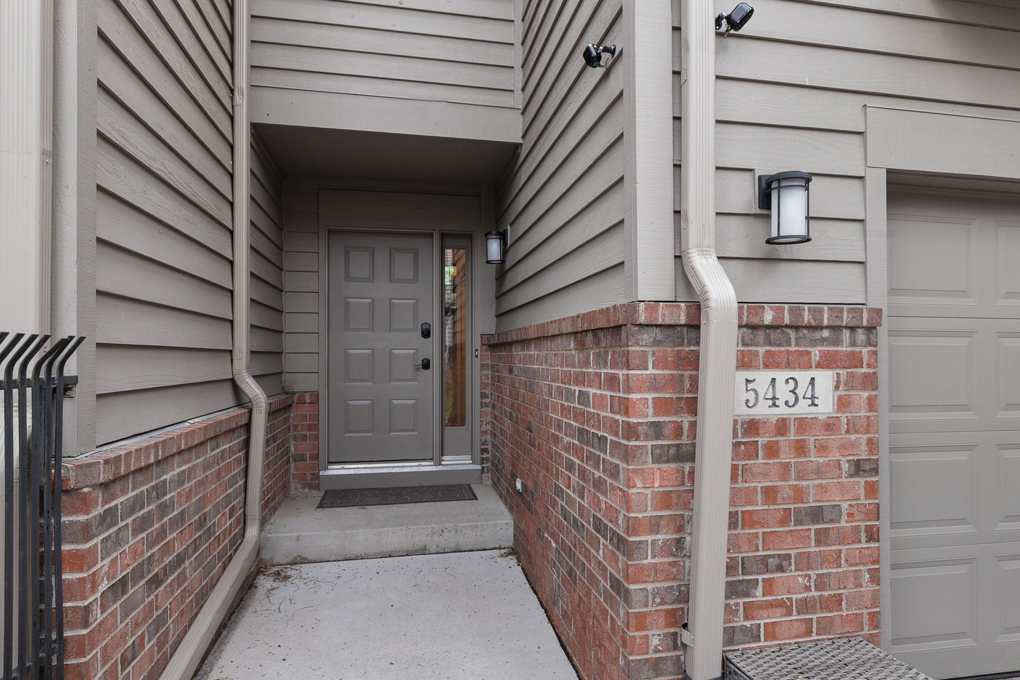 5434 Rowland Park Road Minnetonka, MN 55343 - Photo 30 of 32