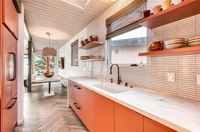 $10,500 | 1029 Baja Street, Laguna Beach, CA 92651