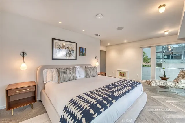 $10,500 | 1029 Baja Street, Laguna Beach, CA 92651