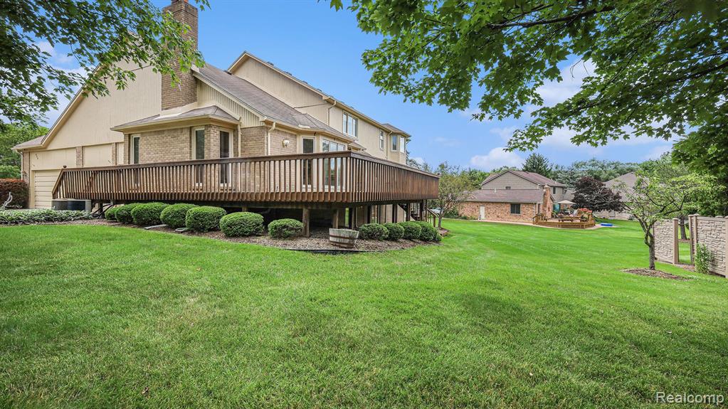 926 Stanford Circle Rochester Hills, MI 48309 - Photo 35 of 46