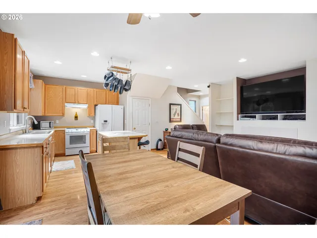 $475,000 | 19738 Southwest Ashcroft Lane, Aloha, OR 97003