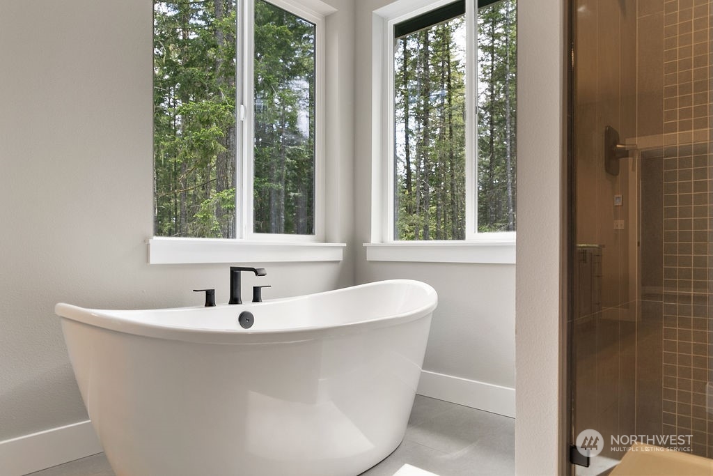3193 Southwest Lake Flora Road Port Orchard, WA 98367 - Photo 21 of 36 Gallery Image 21