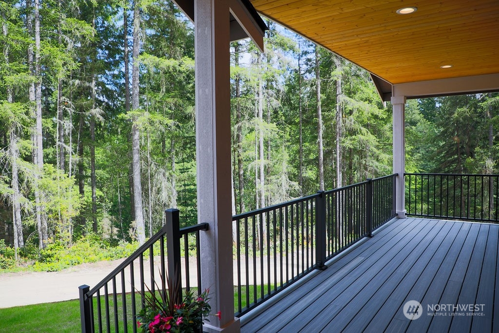 3193 Southwest Lake Flora Road Port Orchard, WA 98367 - Photo 3 of 36 Gallery Image 3