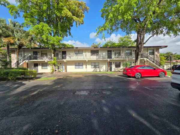 $1,600 | 1351 Northwest 94th Way, Unit 1351, Coral Springs, FL 33071
