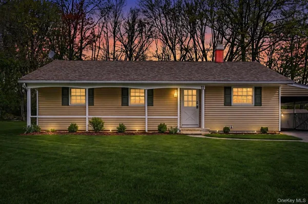 $349,900 | 11 Hidden View Drive, Walden, NY 12586