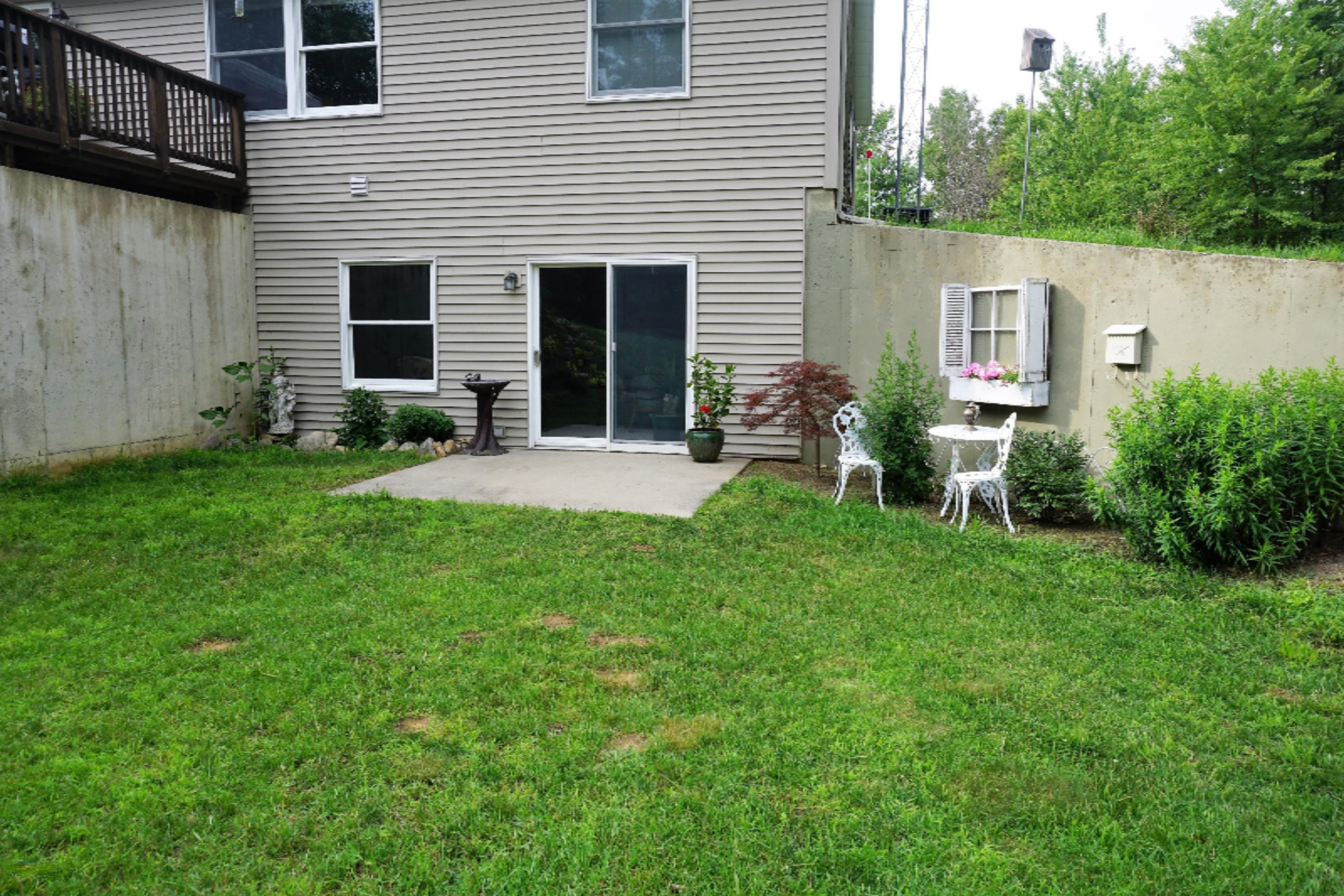 7130 Pine Road Benton Harbor, MI 49022 - Photo 49 of 109 DSC01904