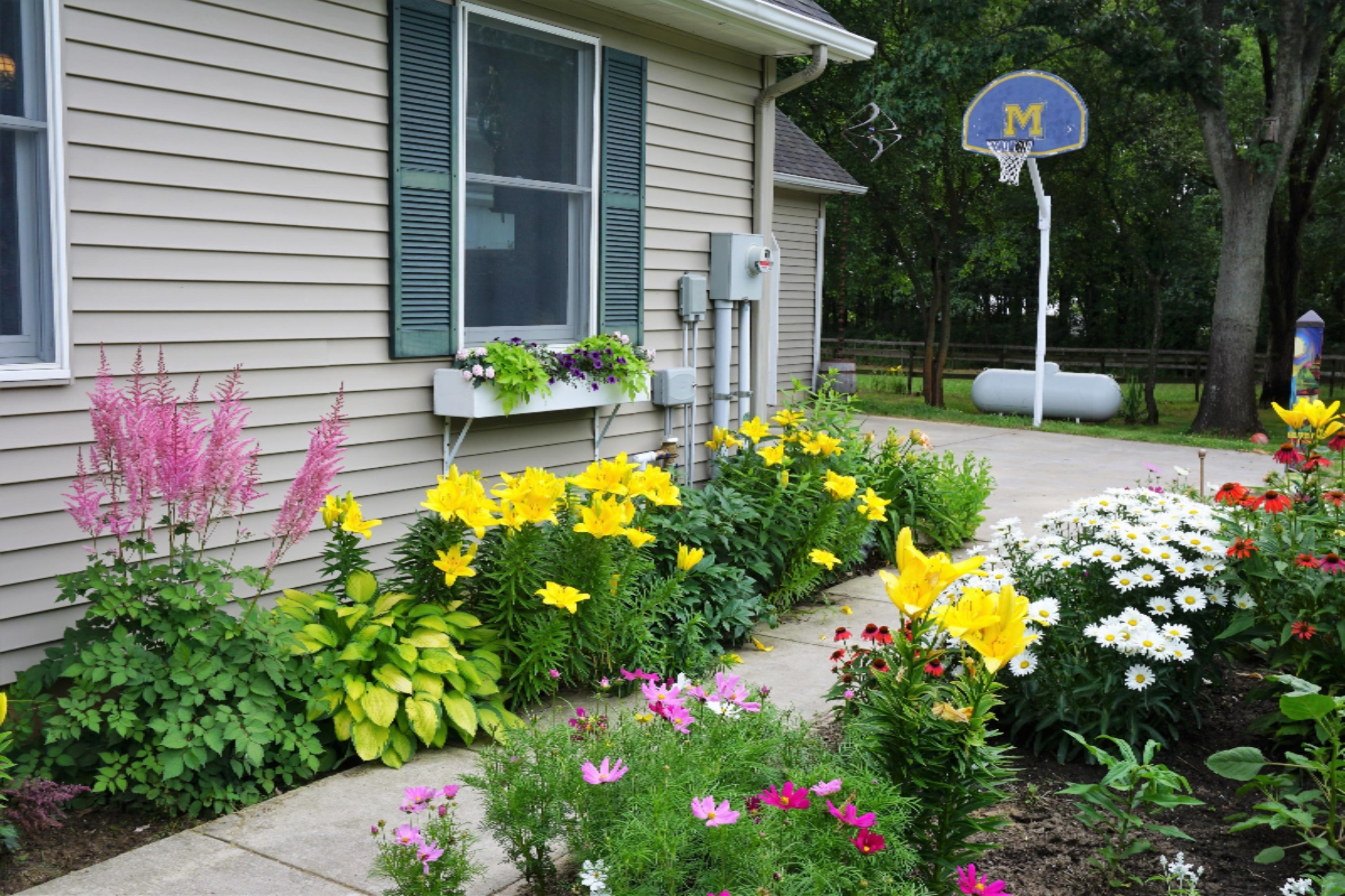 7130 Pine Road Benton Harbor, MI 49022 - Photo 8 of 109 DSC01851