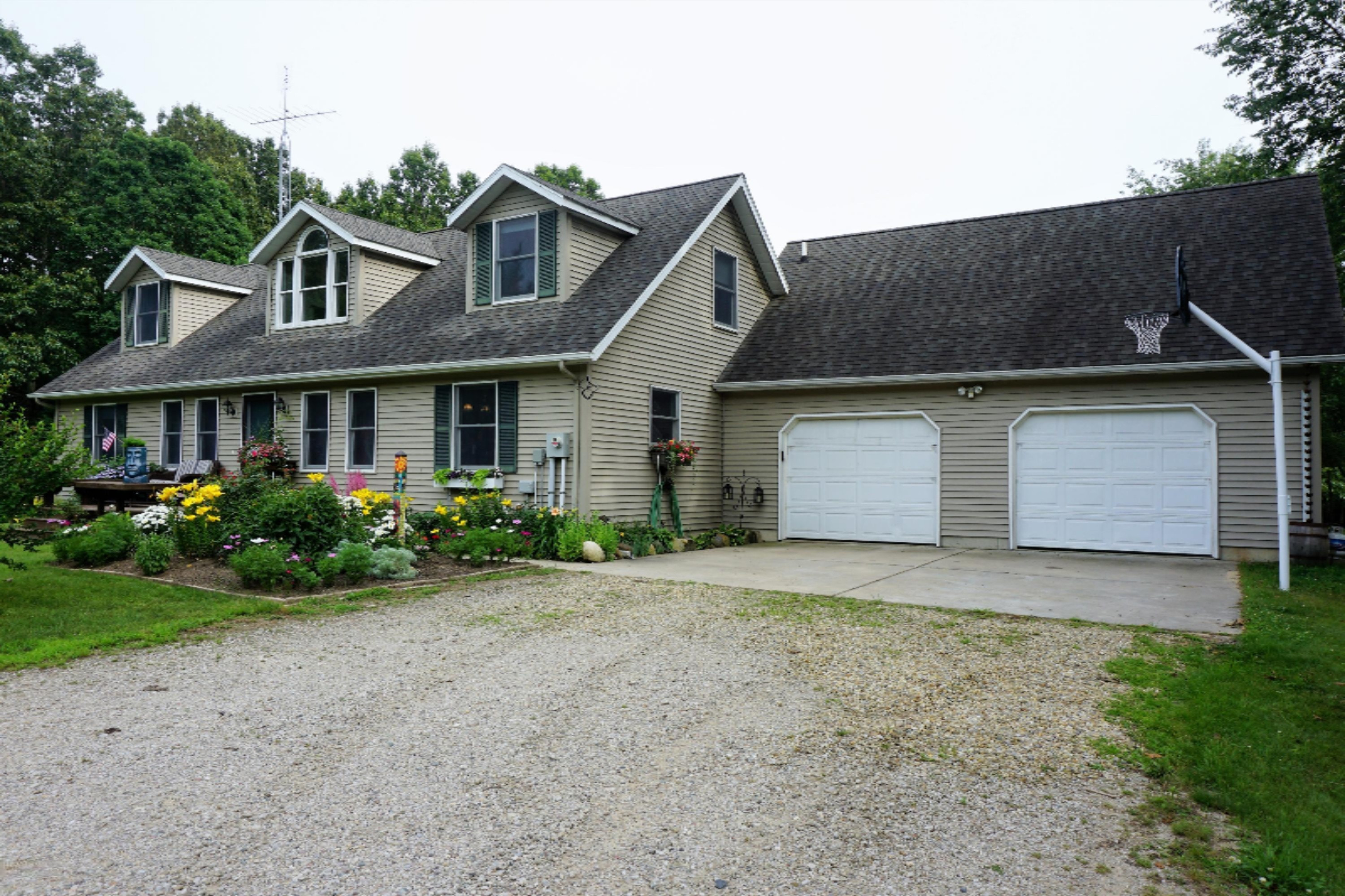 7130 Pine Road Benton Harbor, MI 49022 - Photo 99 of 109 DSC01842