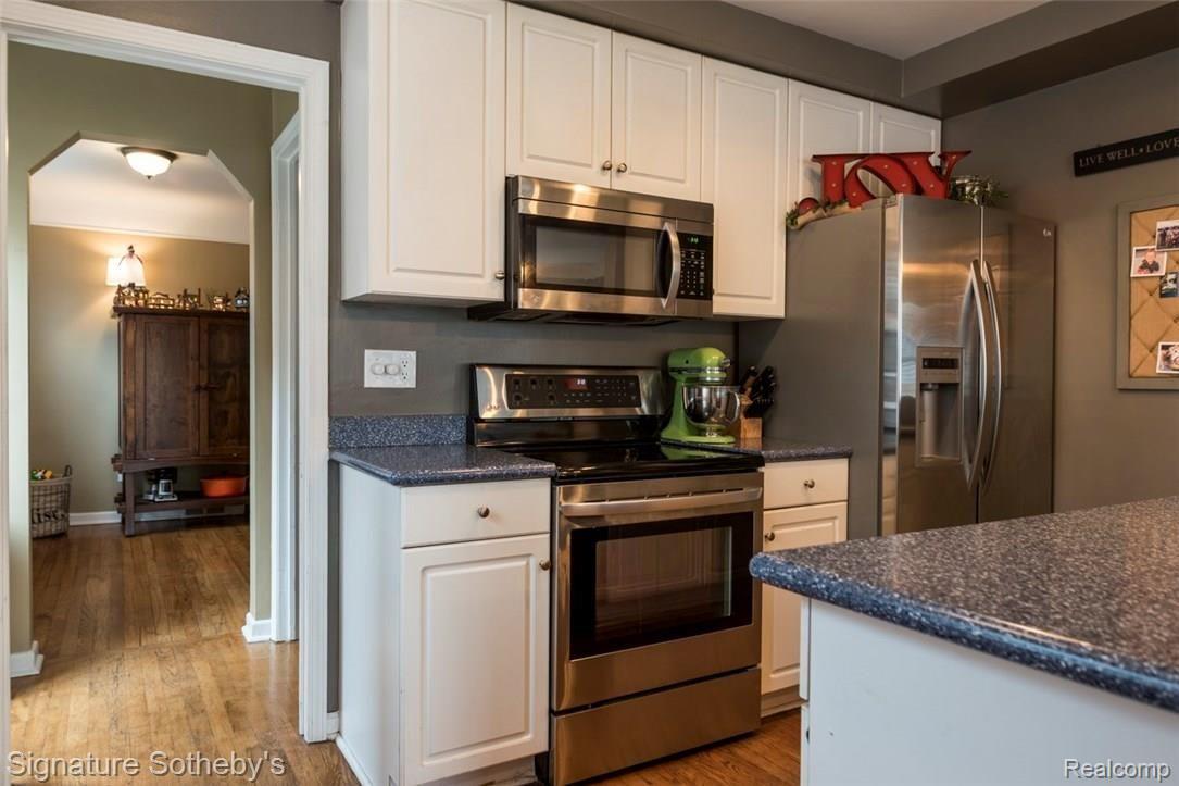 Dupin Home Photos kit1.jpg