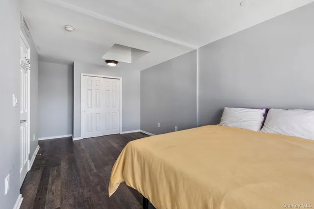 $1,090,000 | 37-20 Prince Street, Unit PHA | Downtown Flushing