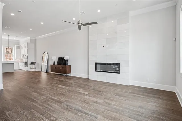 $805,000 | 4122 Belt Line Road, Addison, TX 75001