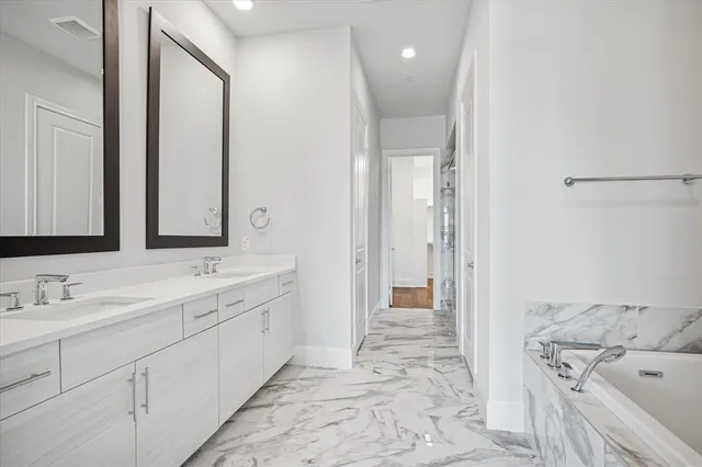 $805,000 | 4122 Belt Line Road, Addison, TX 75001