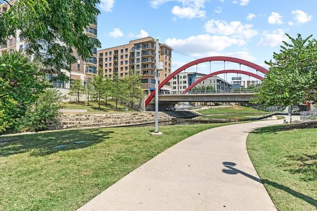 $805,000 | 4122 Belt Line Road, Addison, TX 75001