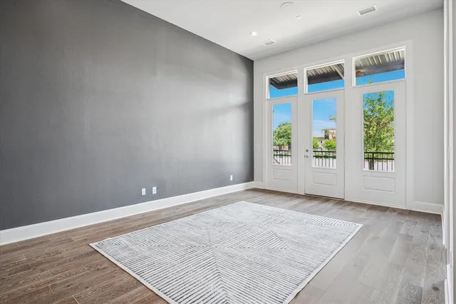 $805,000 | 4122 Belt Line Road, Addison, TX 75001