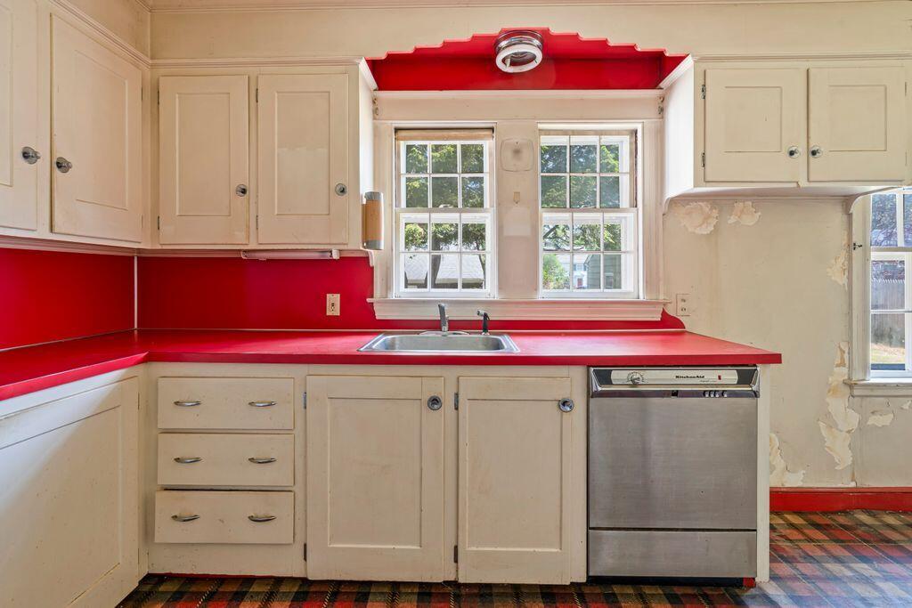 34 Bay View Drive Portland, ME 04103 - Photo 12 of 35 15_DSC05173