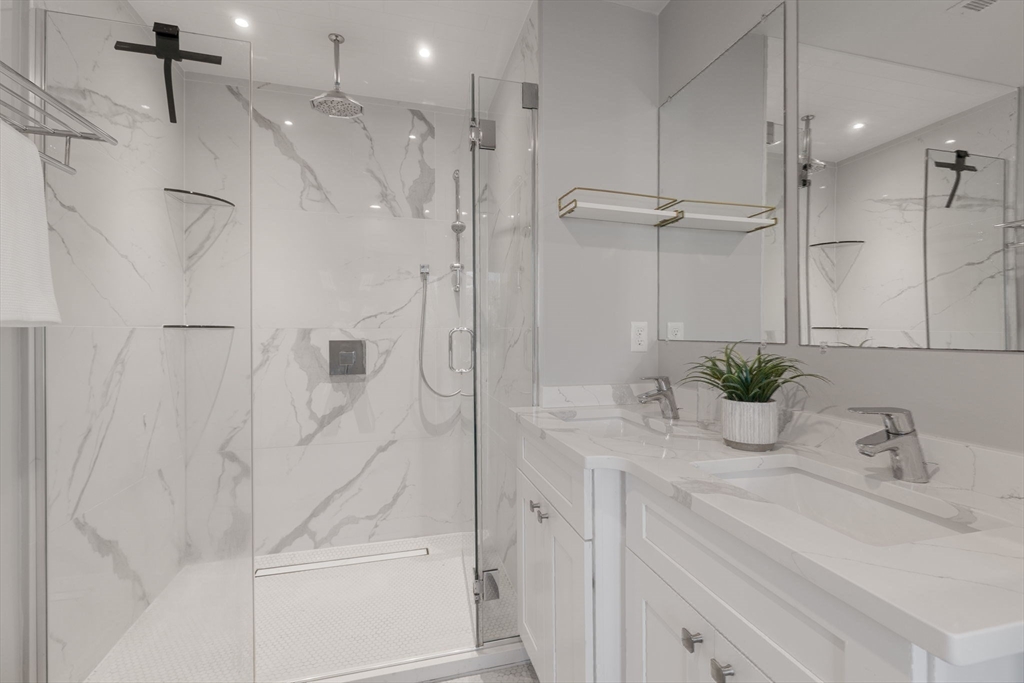 17 Chestnut Avenue, Unit 3 Boston, MA 02130 - Photo 12 of 17