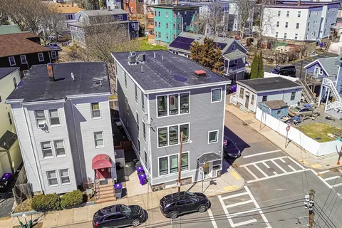 $845,000 | 17 Chestnut Avenue, Unit 3, Boston, MA 02130