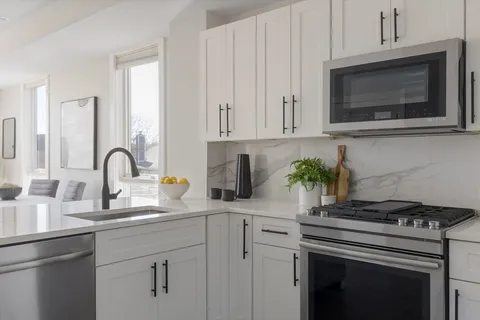 $845,000 | 17 Chestnut Avenue, Unit 3, Boston, MA 02130